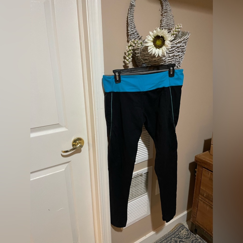 L Stretch Pants